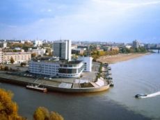 Омск, слияние Оми и Иртыша. Фото из 