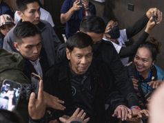 Бывший президент Филиппин Родриго Дутерте на стадионе 